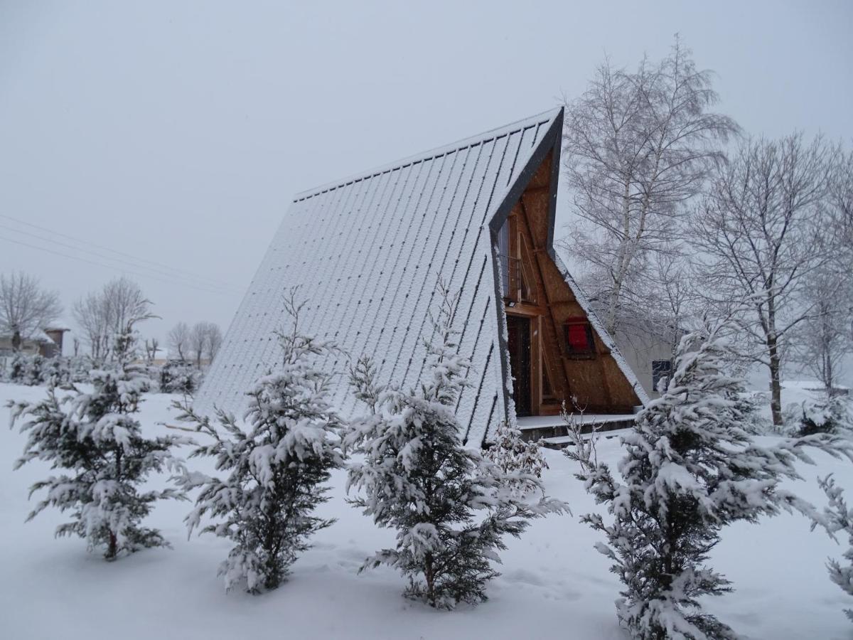 Logis Las Crozas La Cocotte Vernines Екстериор снимка